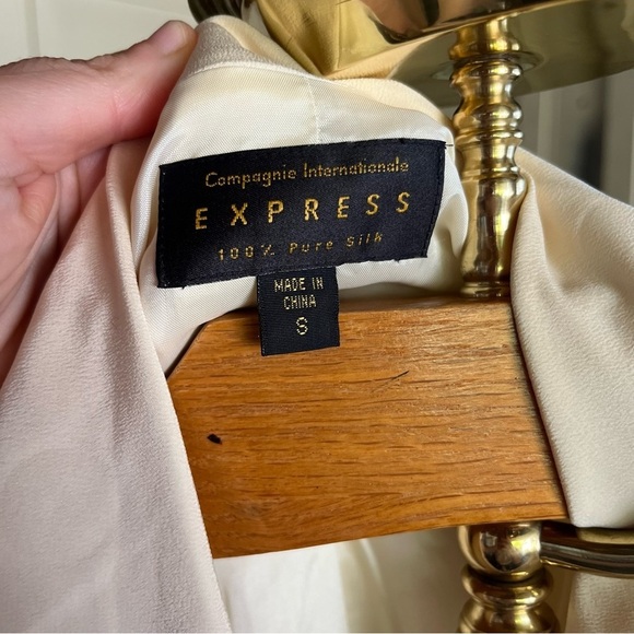 Express Compagnie Internationale 100% Silk Classic Cream Double-Breasted Blazer - Picture 6 of 8